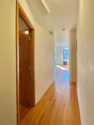 Rented by Waverly Realty Associates | media 27