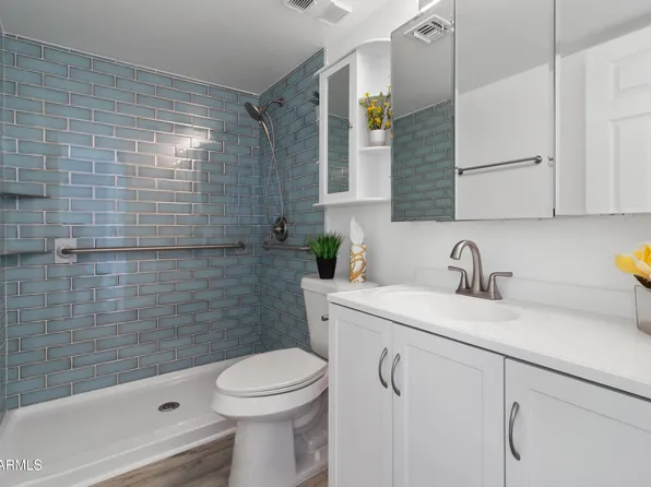 3033 E DEVONSHIRE Avenue #2033, Phoenix, AZ 85016