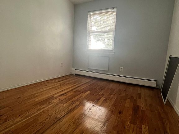 3rd image of 14907 84th St Fl 2
