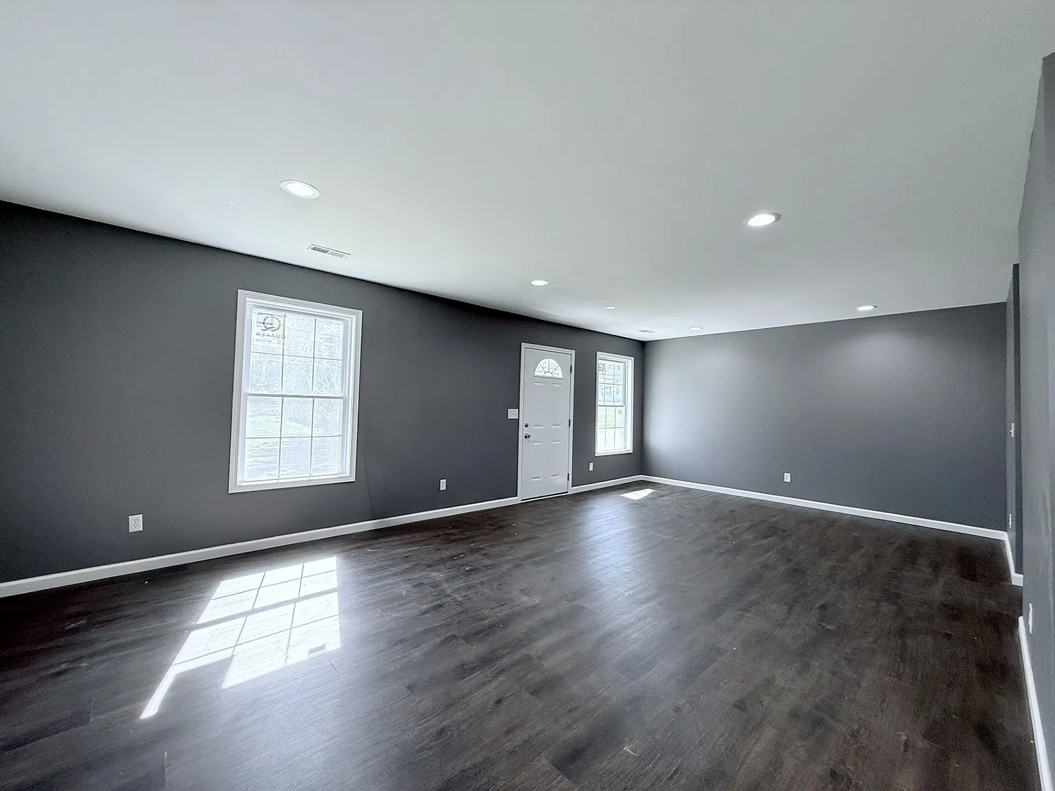 539 East Vine Street - 1 — Photo 4