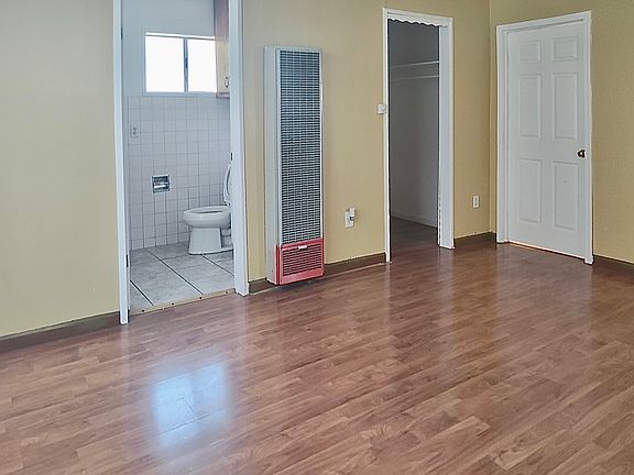 2nd image of 5903 Terrace Dr