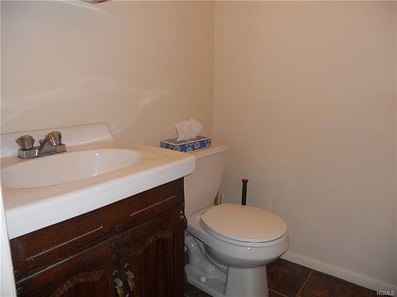 5th image of 60 Church St APT 4