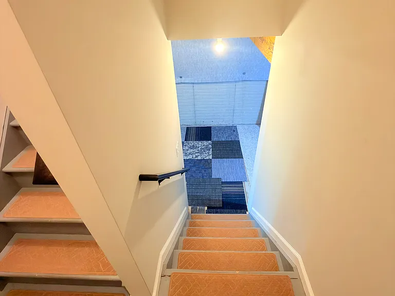 8951 Philmont Curve Dr — Photo 43