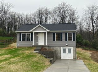 123 Ashley Dr, Dry Ridge, KY 41035