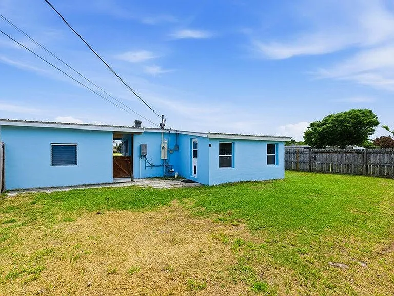 102 SE El Sito Ct — Photo 15
