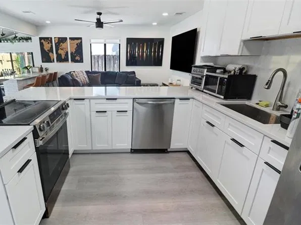 508 SW 13th St #508, Fort Lauderdale, FL 33315