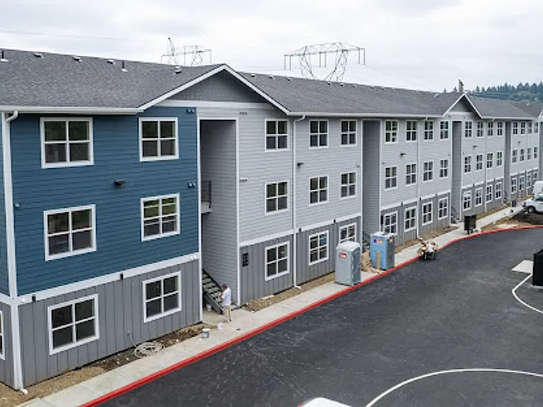 Bridger Court Apartments — Photo 18