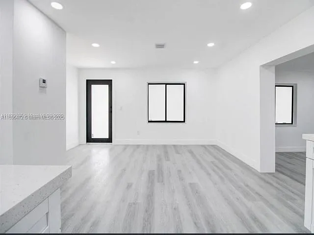13885 NW 5th Ave — Photo 8