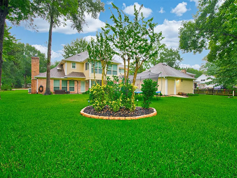 746 Stone Mountain Dr — Photo 49