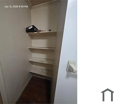 2 bed, $1,300 — Photo 4