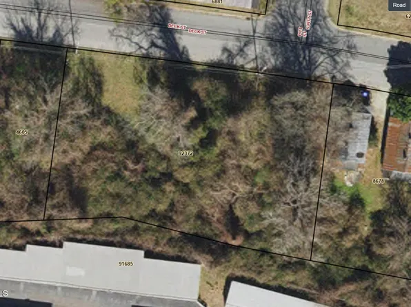 303 Deck Street, Greenville, NC 27834