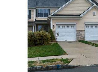 37 Stern Light Dr, Mount Laurel, NJ 08054