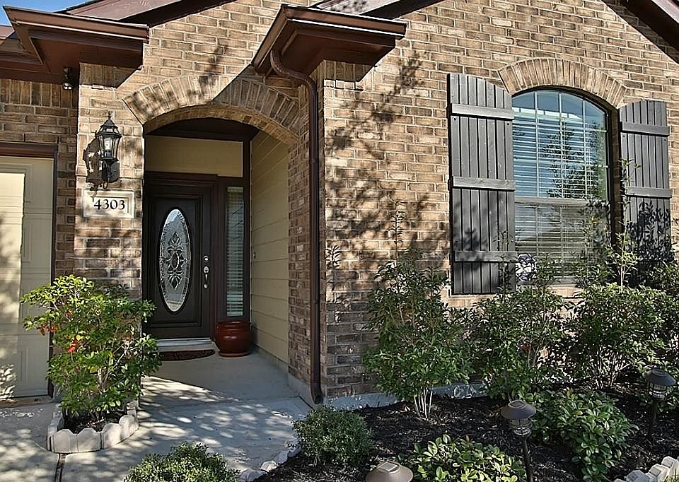1st image of 4303 Logan Saddle Ln