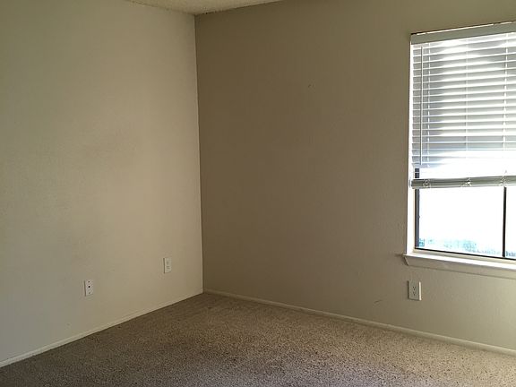 5th image of 3732 Idlebrook 204 Cir