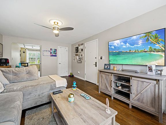 4th image of 7019 W Medill Ave APT 2E
