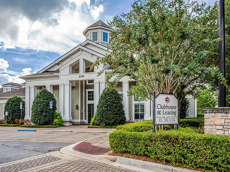 Community Clubhouse and Leasing Center