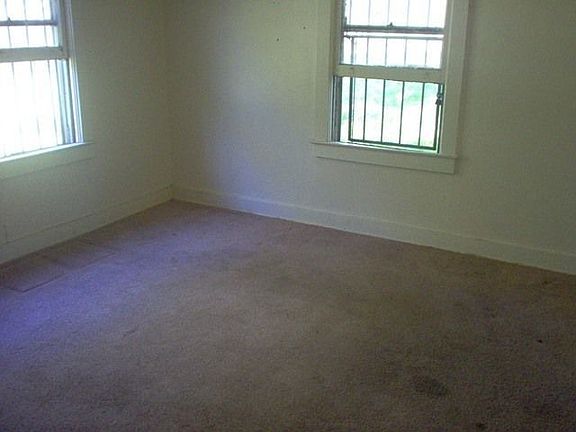 1561 Corning, Memphis, TN 38127