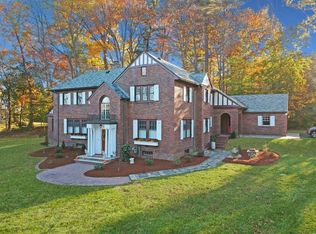 6 Estes St, Amesbury, MA 01913