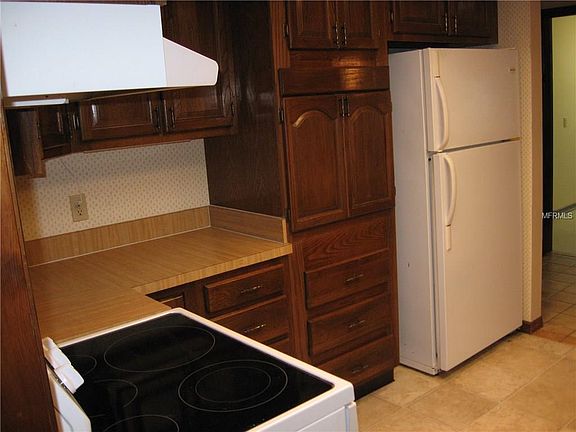 5th image of 2108 El Campo Ave
