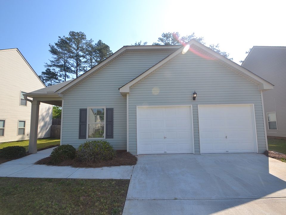1st image of 4007 Rosebud Park Dr