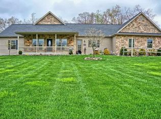 40 Big Oak Rd, Dillsburg, PA 17019