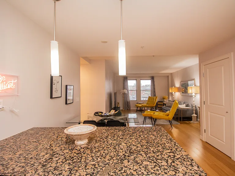 16 Miner St #401 — Photo 13