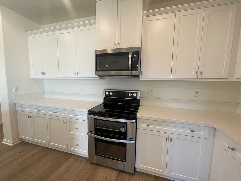 30819 Alister Ln — Photo 4