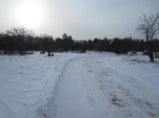 N3932 Foley Dr, Waupaca, WI 54981