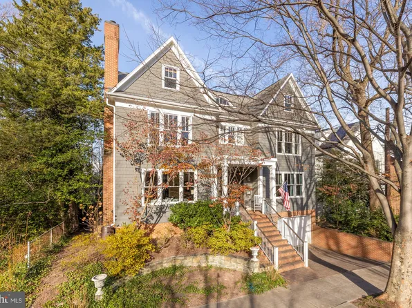 3725 Harrison St NW, Washington, DC 20015