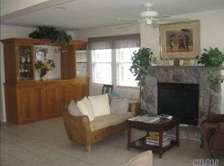 65 Wyoming Ave, Long Beach, NY 11561