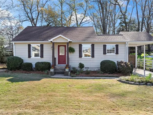 3045 Dunn St SE, Smyrna, GA 30080