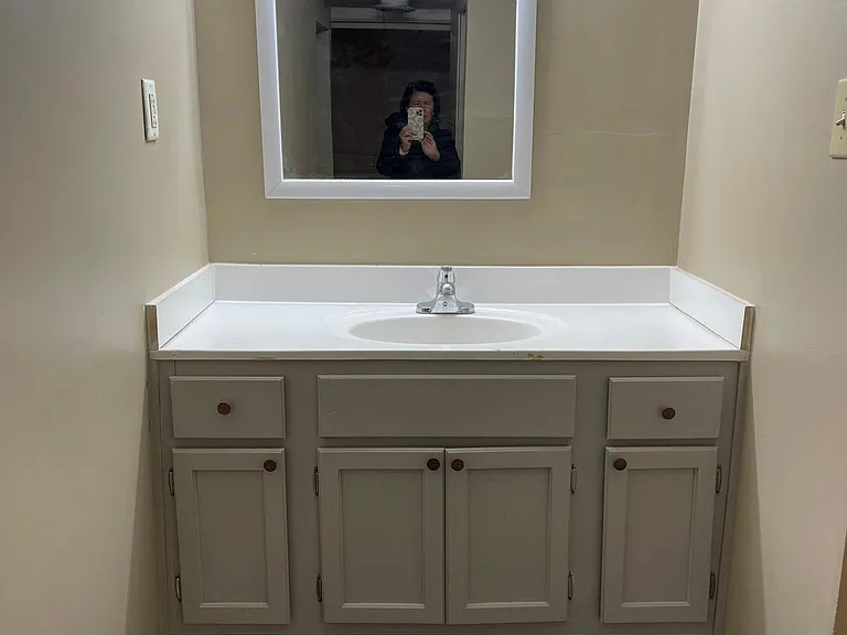 Full 3 piece bathroom in the basement off of the bedroom