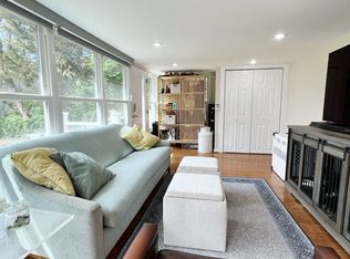 3129 7th St N, Arlington, VA 22201