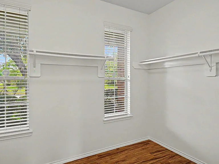 2615 Atwood Glen Ln — Photo 17