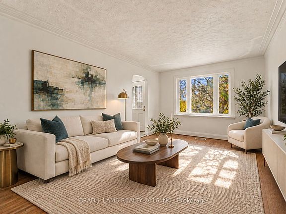 3rd image of 256 The Queensway