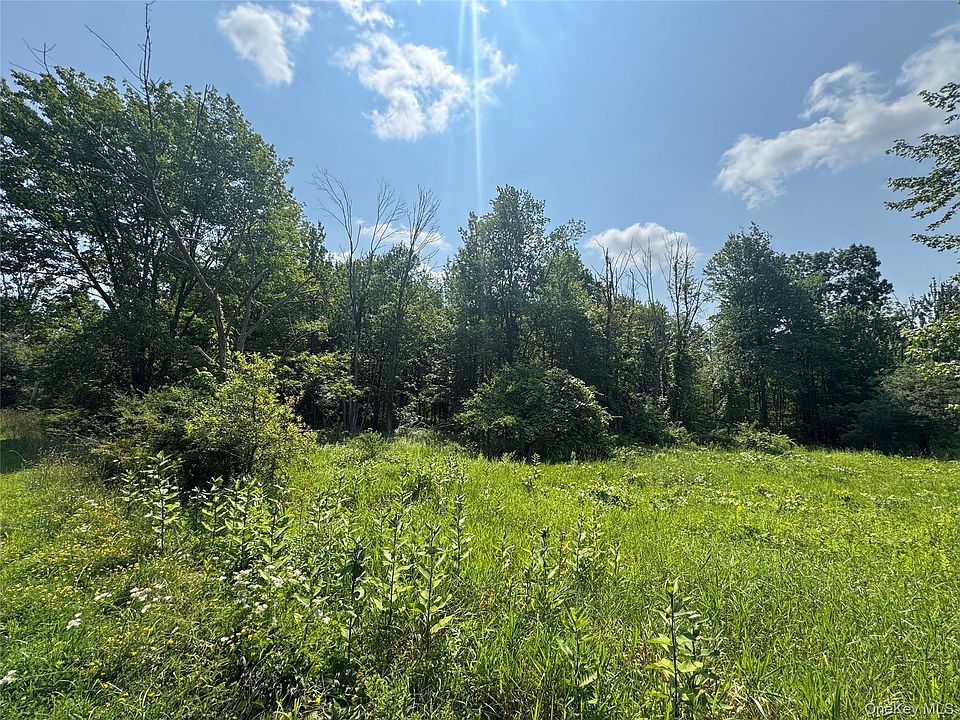 2nd image of 114 Highland Lake Road