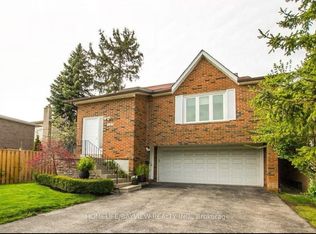 127 Holm Cres, Markham, ON L3T 5J4