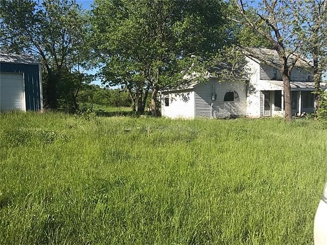 2nd image of 5984 Lincoln Ave