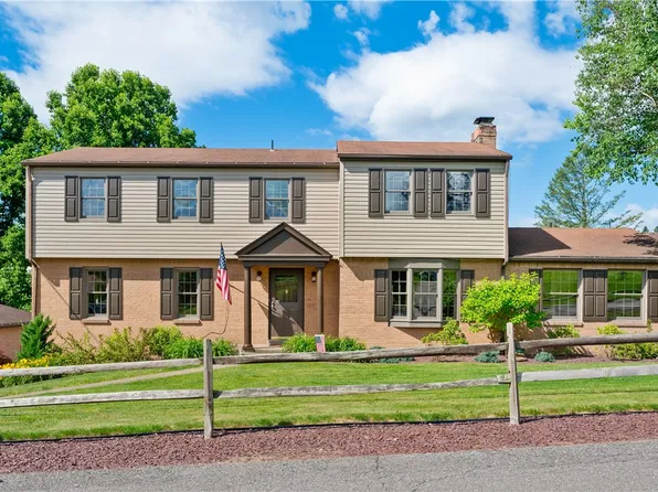 8 Porters Hollow Rd, Coraopolis, PA 15108
