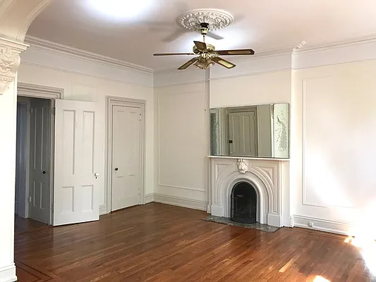 Rented by CG Realty | media 25