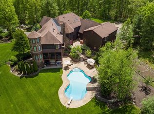 74 Coles Meadow Rd, Northampton, MA 01060