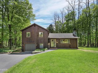 92 Hubbard St, Lenox, MA 01240