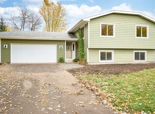 7178 Peterson Trl, Centerville, MN 55038
