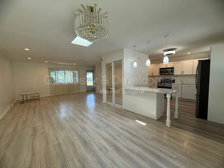 14949 Highland Ave — Photo 5