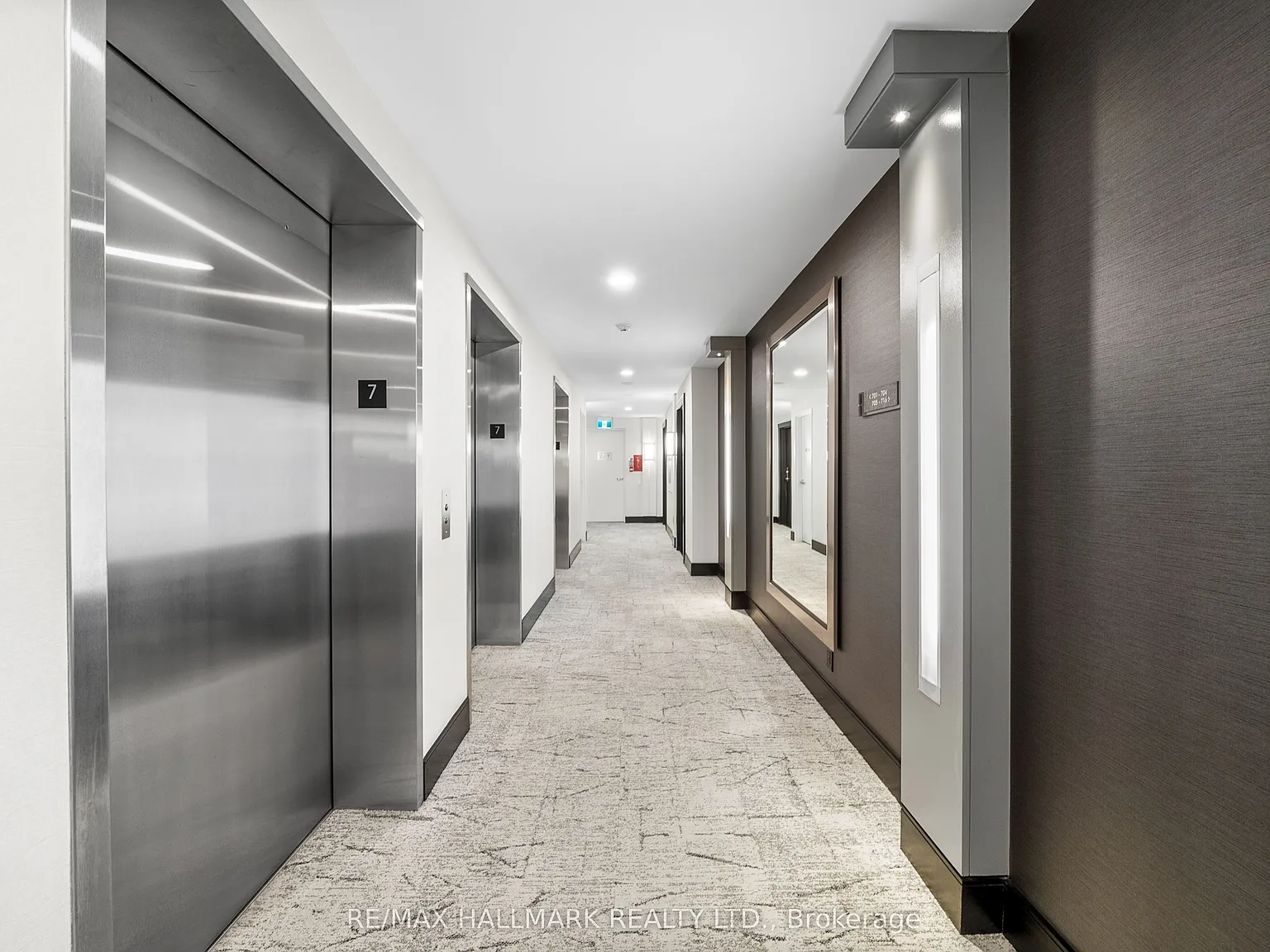 2 bed, $2,700 — Photo 3