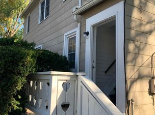 2239 Ridgemont Rd #1, Grosse Pointe, MI 48236