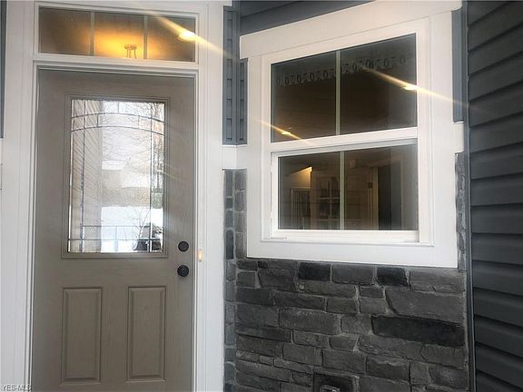 2nd image of 3255 Old Mill Dr