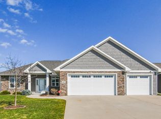 423 Kristy Lee Ct, Green Bay, WI 54311