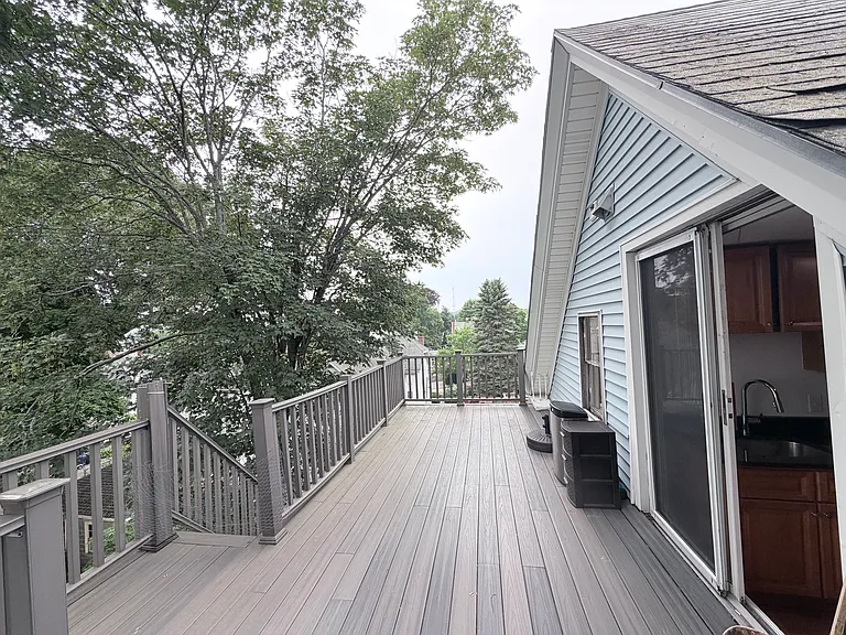 38 Glenwood St #3 — Photo 12