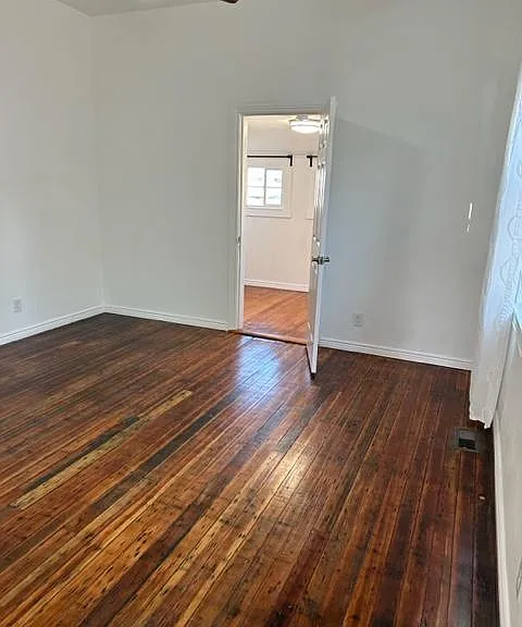 454 N Tuttle Ct — Photo 13